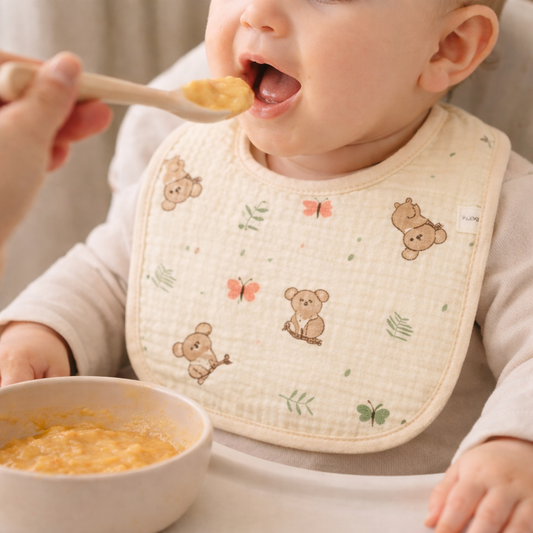 Weiches Musselin-Lätzchen mit süßen Motiven